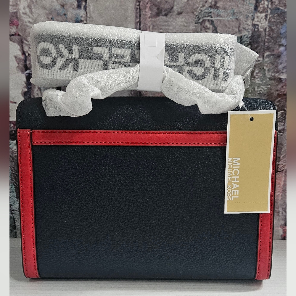MICHAEL Michael Kors Crossbody Bag NWT - Picture 2 of 16